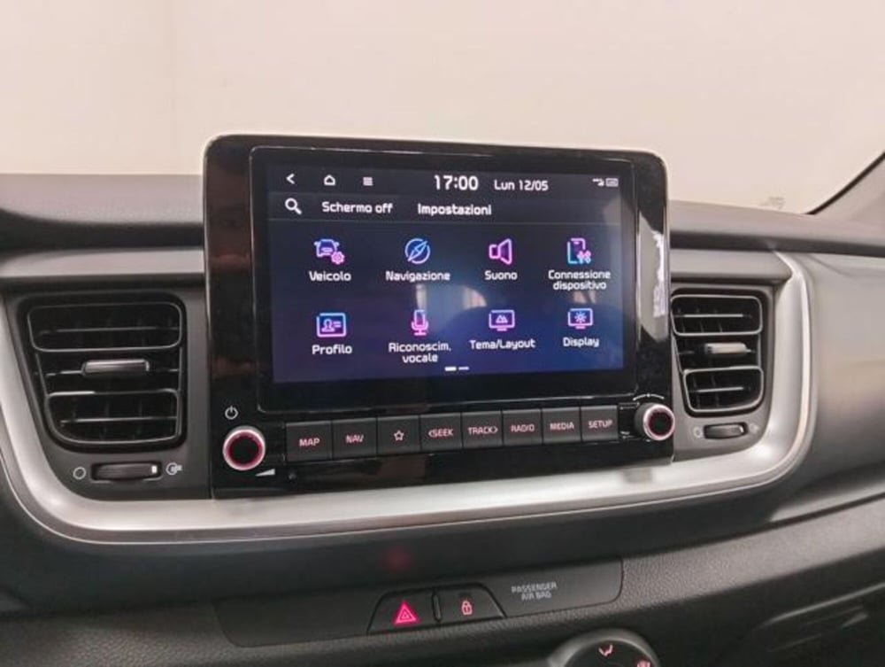Kia Stonic usata a Como (14)