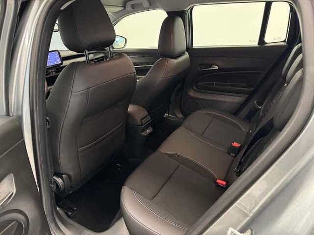 Jeep Avenger usata a Brescia (12)