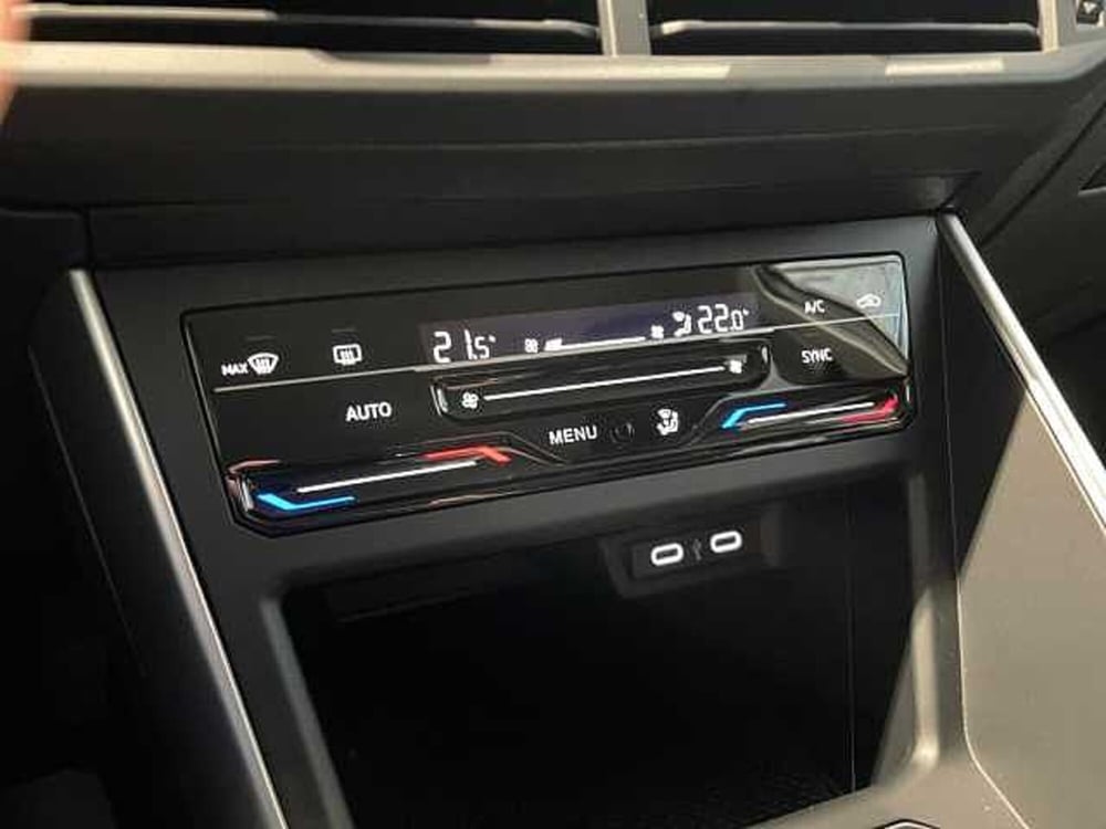 Volkswagen Polo nuova a Ravenna (17)