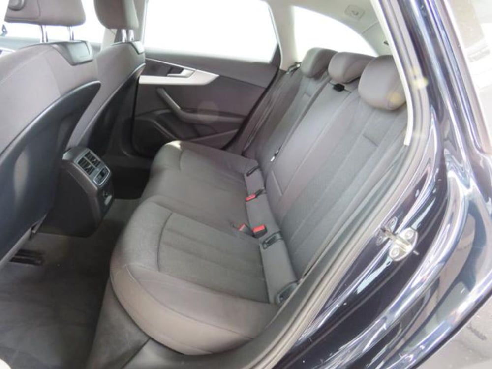 Audi A4 Avant usata a Lodi (11)