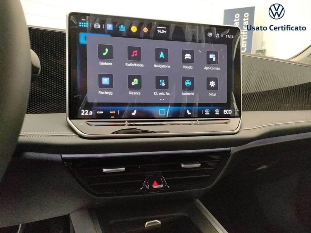 Volkswagen Passat Variant nuova a Varese (13)