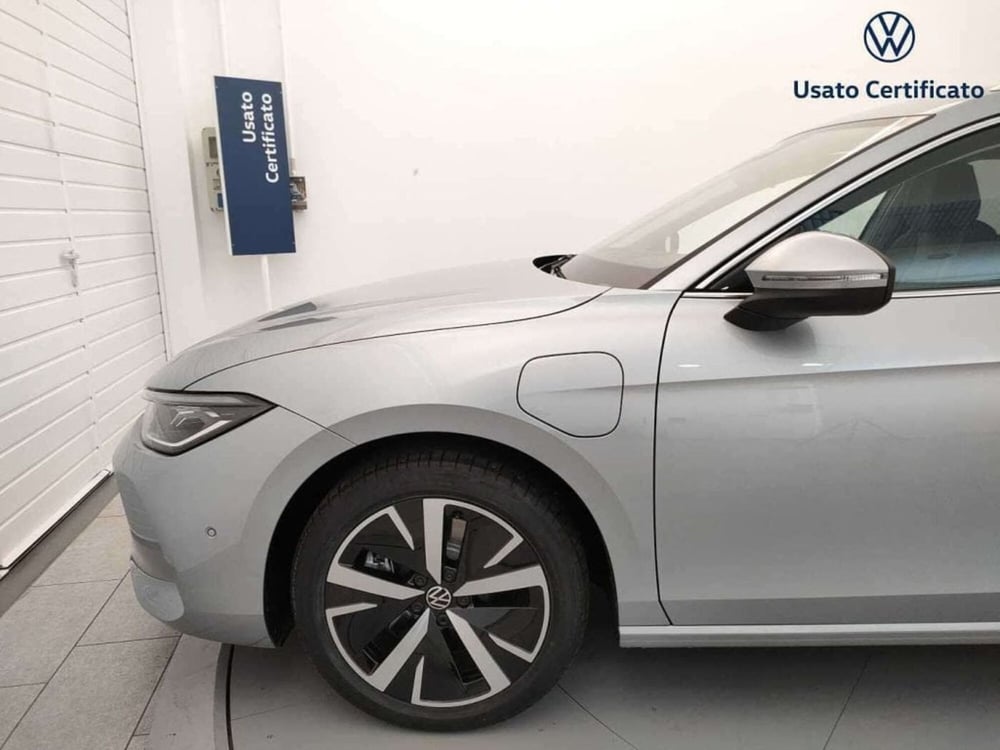 Volkswagen Passat Variant nuova a Varese (7)