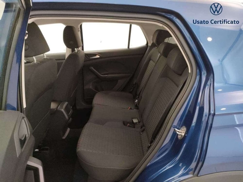 Volkswagen T-Cross usata a Varese (11)