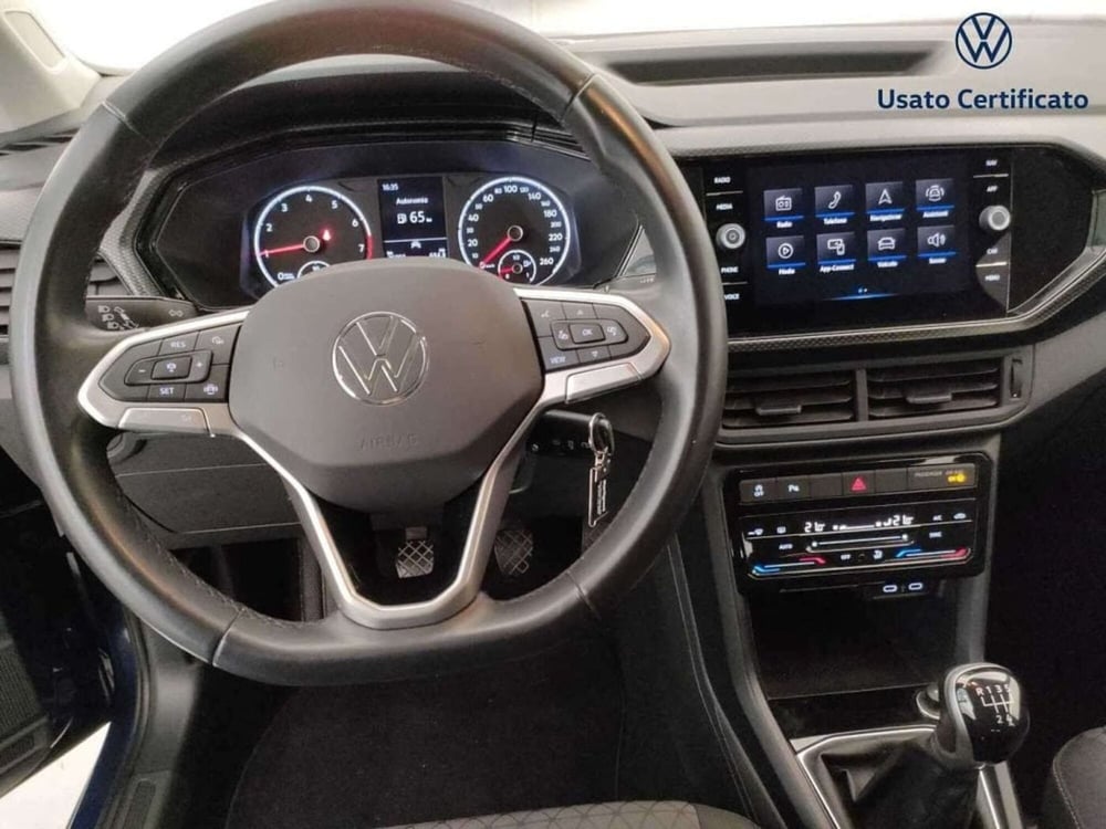Volkswagen T-Cross usata a Varese (12)