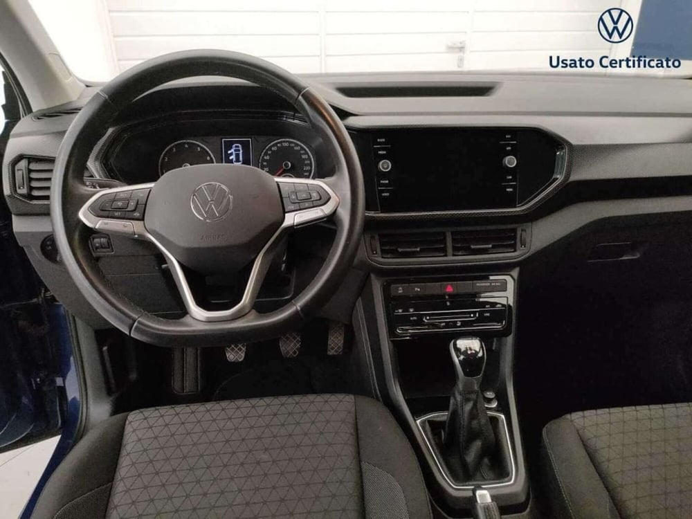 Volkswagen T-Cross usata a Varese (15)