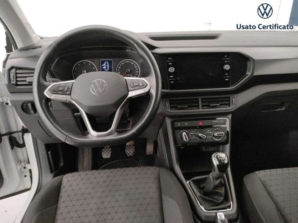 Volkswagen T-Cross usata a Varese (15)