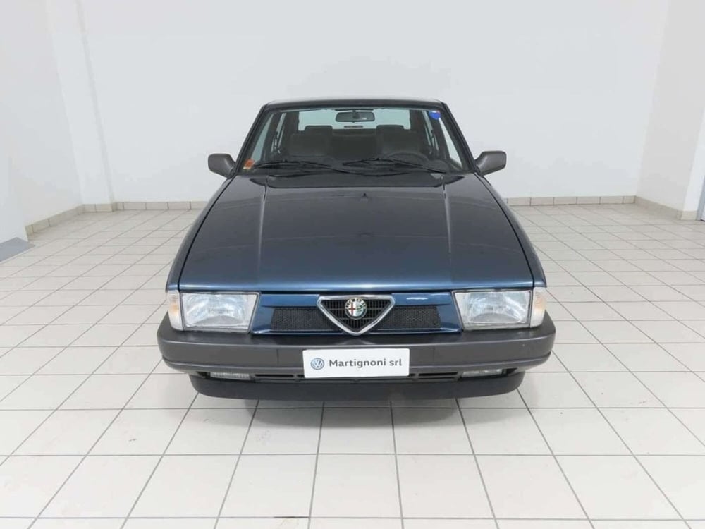Alfa Romeo 75 usata a Varese (2)
