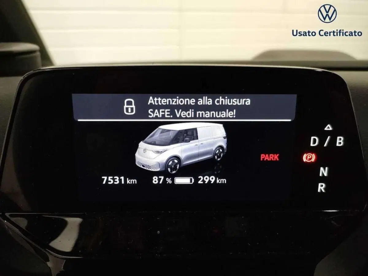 Volkswagen ID.Buzz usata a Varese (12)