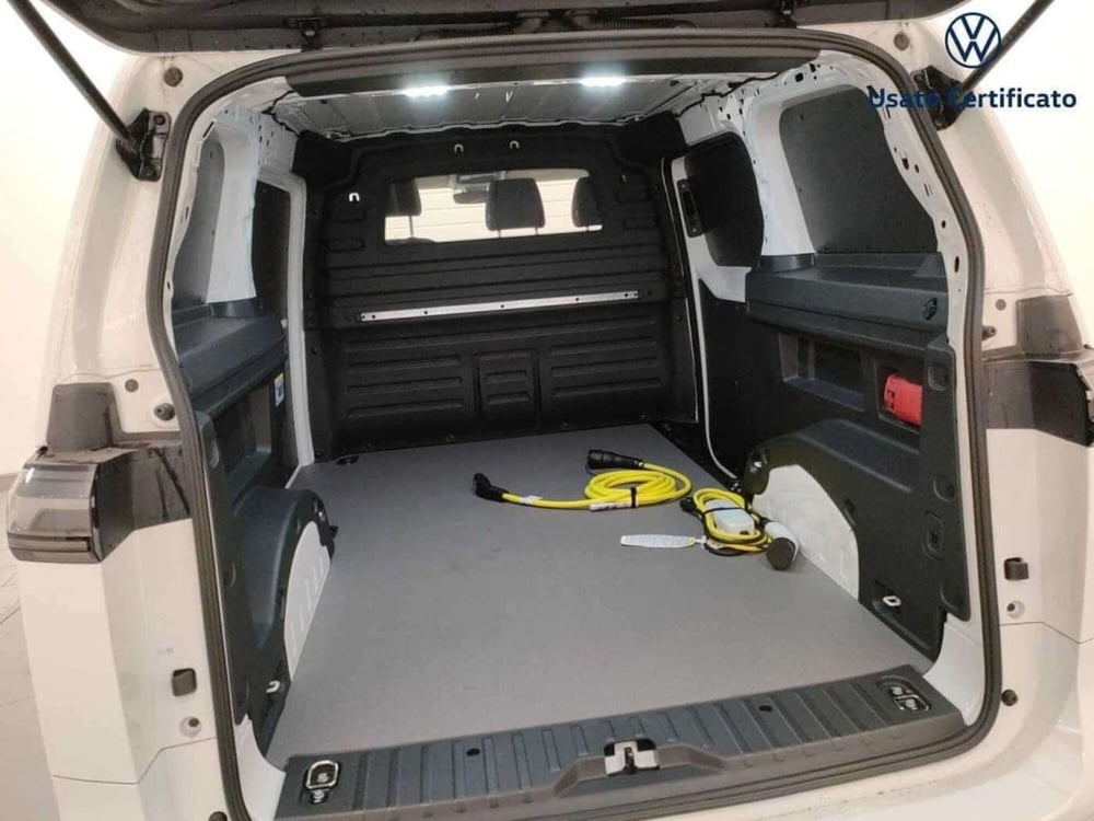 Volkswagen ID.Buzz nuova a Varese (10)