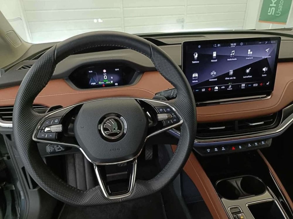 Skoda Enyaq usata a Varese (10)