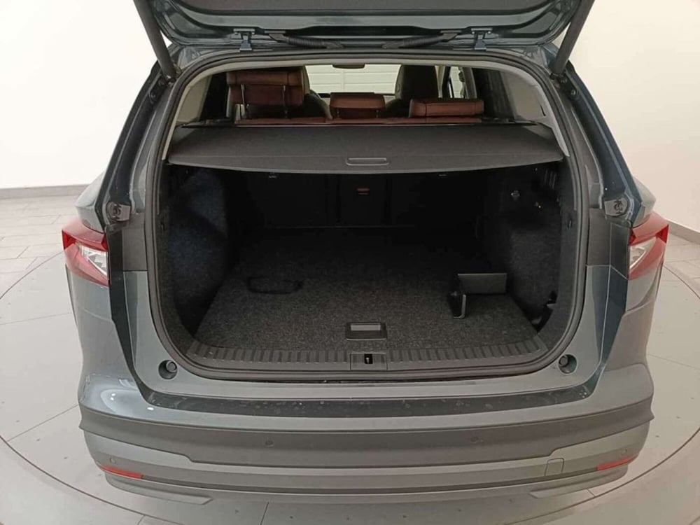 Skoda Enyaq usata a Varese (9)