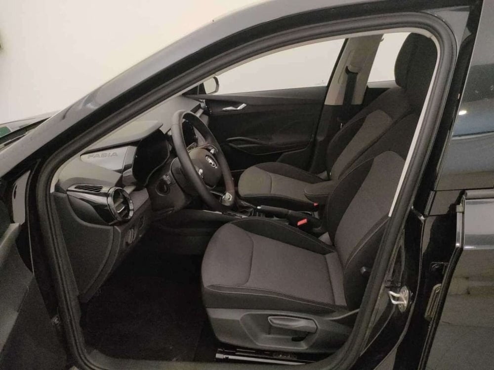 Skoda Fabia usata a Varese (10)