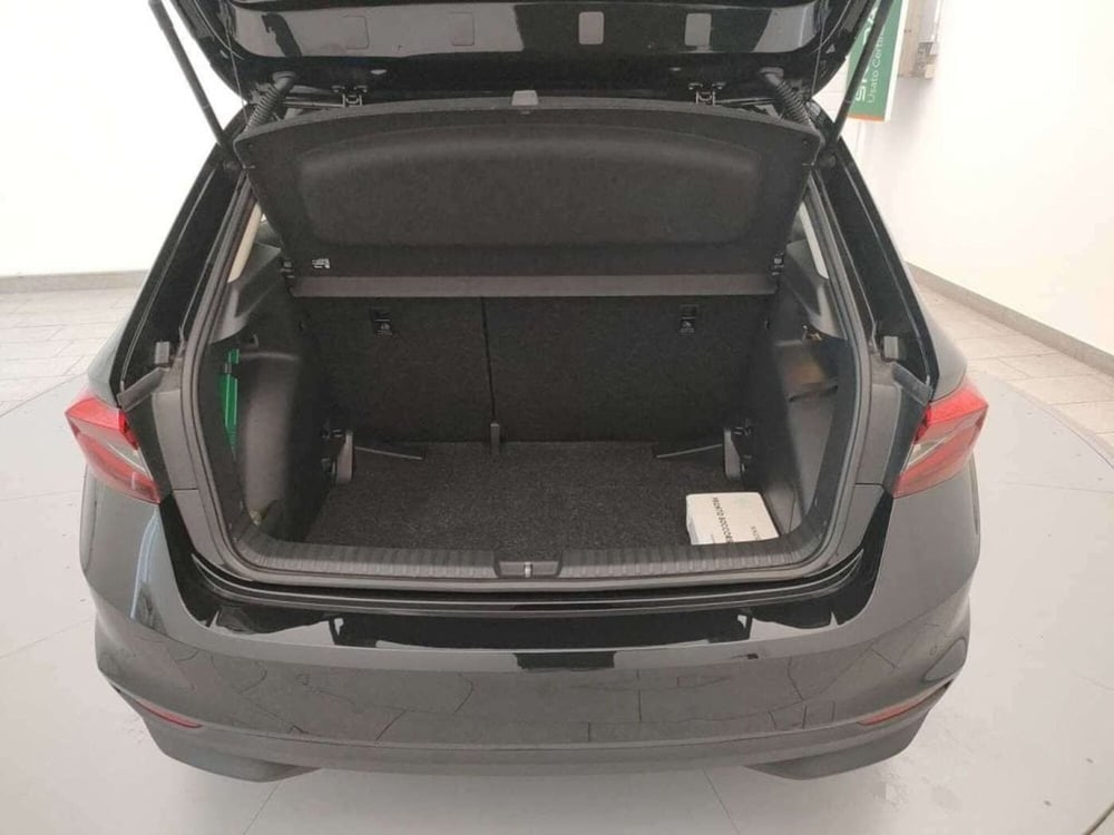 Skoda Fabia usata a Varese (9)