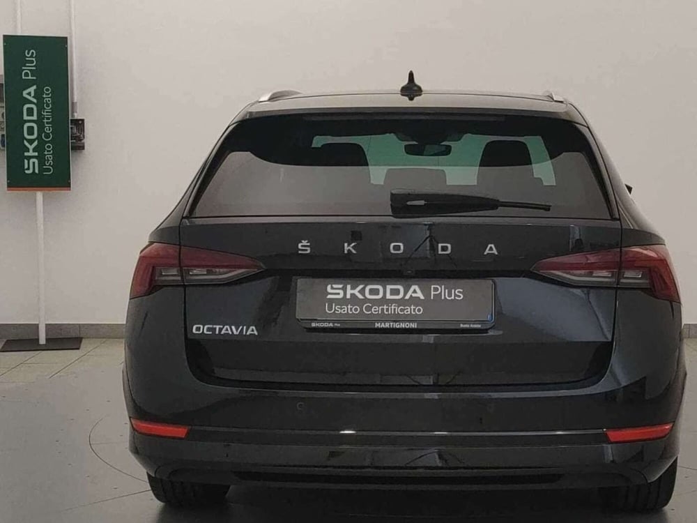 Skoda Octavia Station Wagon usata a Varese (4)