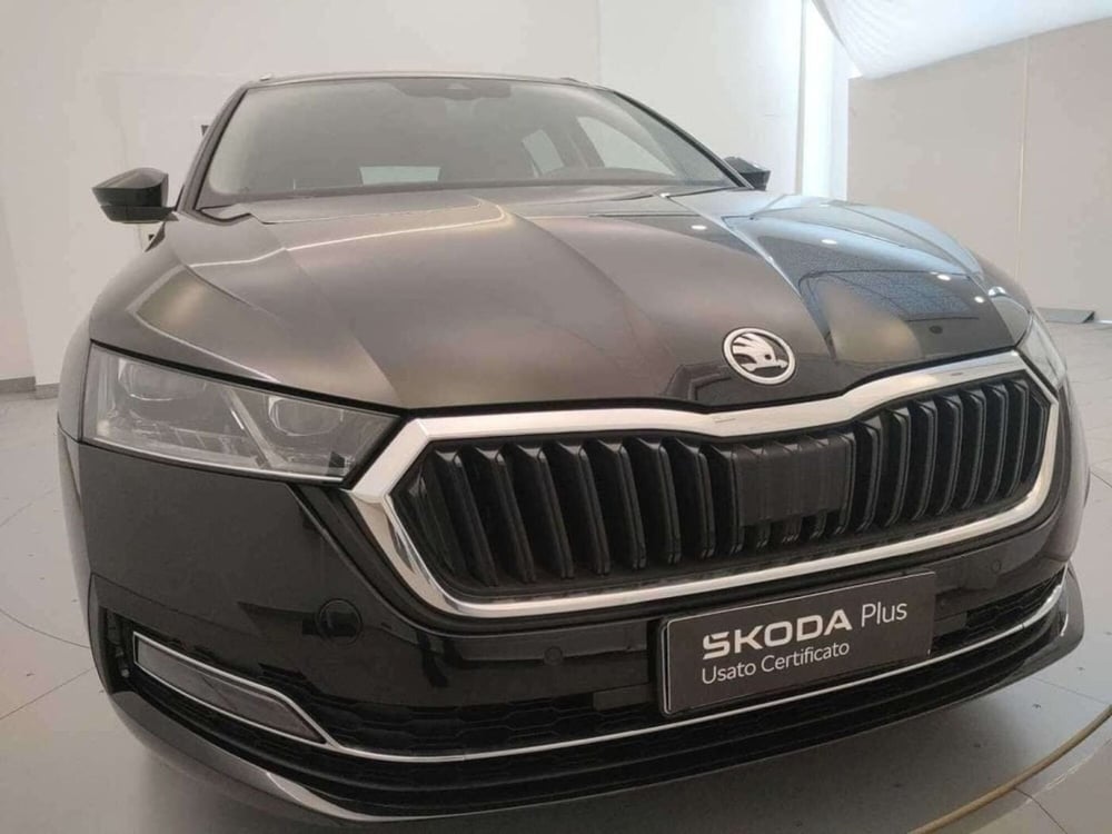 Skoda Octavia Station Wagon usata a Varese (6)
