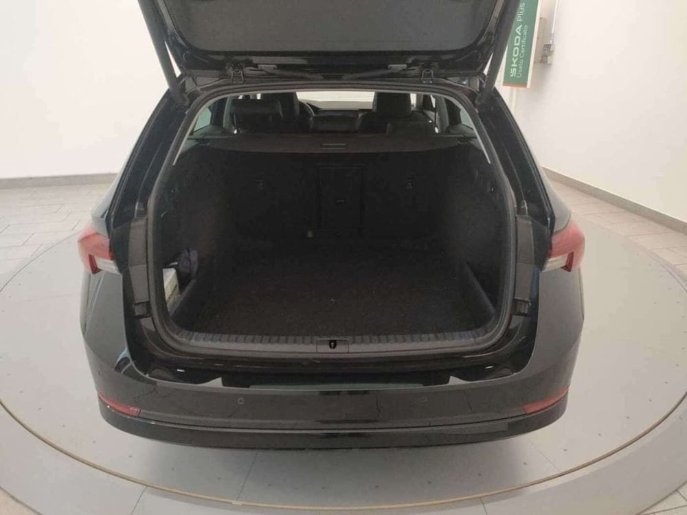 Skoda Octavia Station Wagon usata a Varese (9)