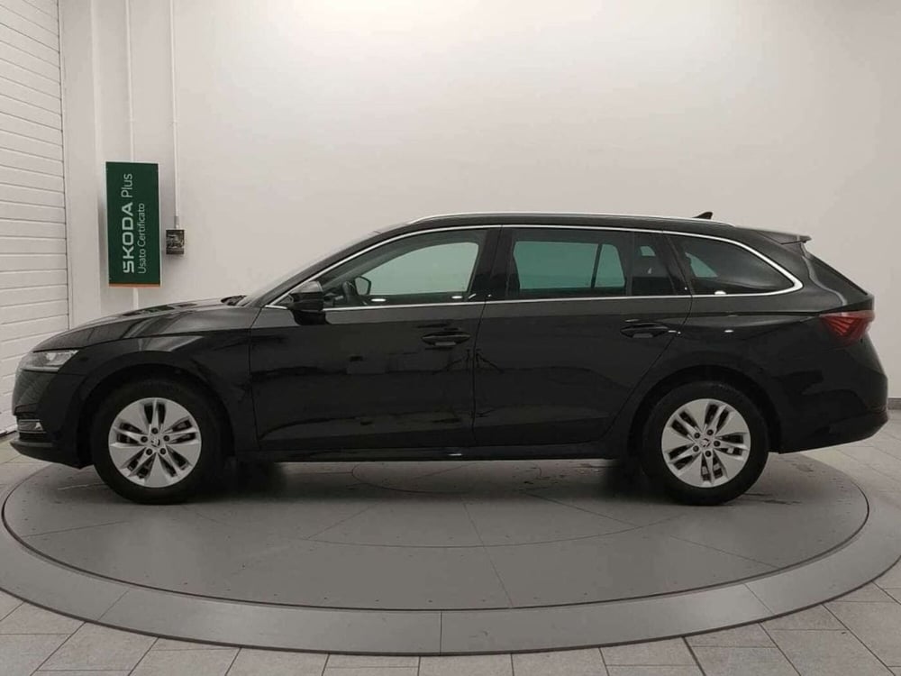 Skoda Octavia Station Wagon usata a Varese (4)