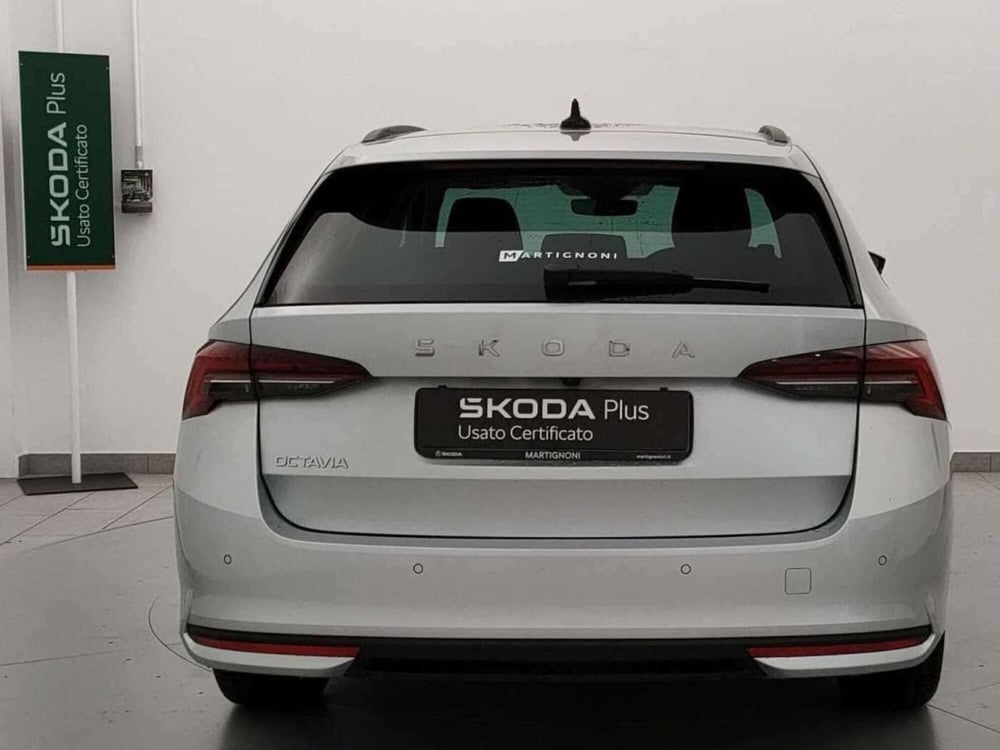 Skoda Octavia Station Wagon usata a Varese (4)
