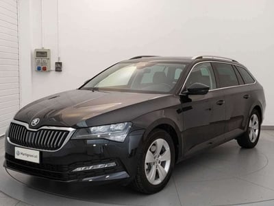 Skoda Superb Station Wagon 1.5 TSI ACT DSG Wagon Executive del 2022 usata a Busto Arsizio