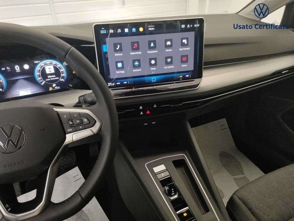 Volkswagen Golf Variant nuova a Varese (14)