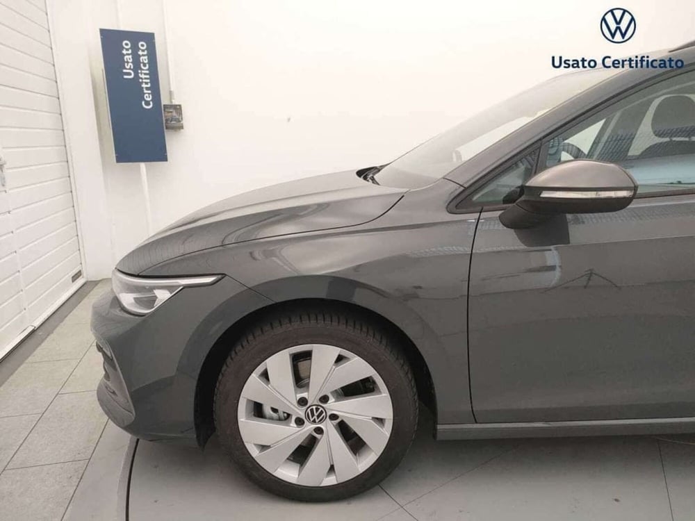 Volkswagen Golf Variant nuova a Varese (7)