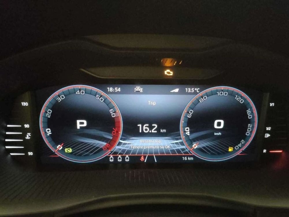 Skoda Kamiq nuova a Varese (15)