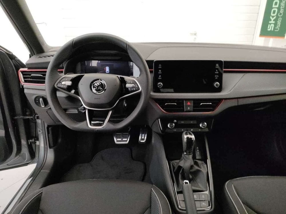Skoda Kamiq nuova a Varese (15)