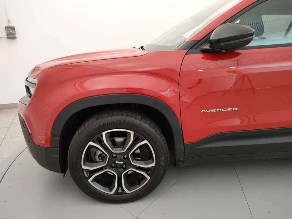Jeep Avenger usata a Varese (7)
