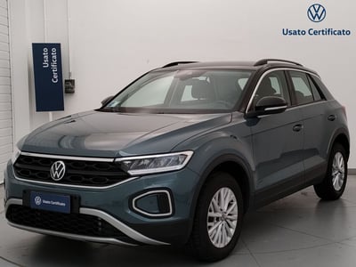 Volkswagen T-Roc 1.5 tsi Life dsg del 2024 usata a Busto Arsizio