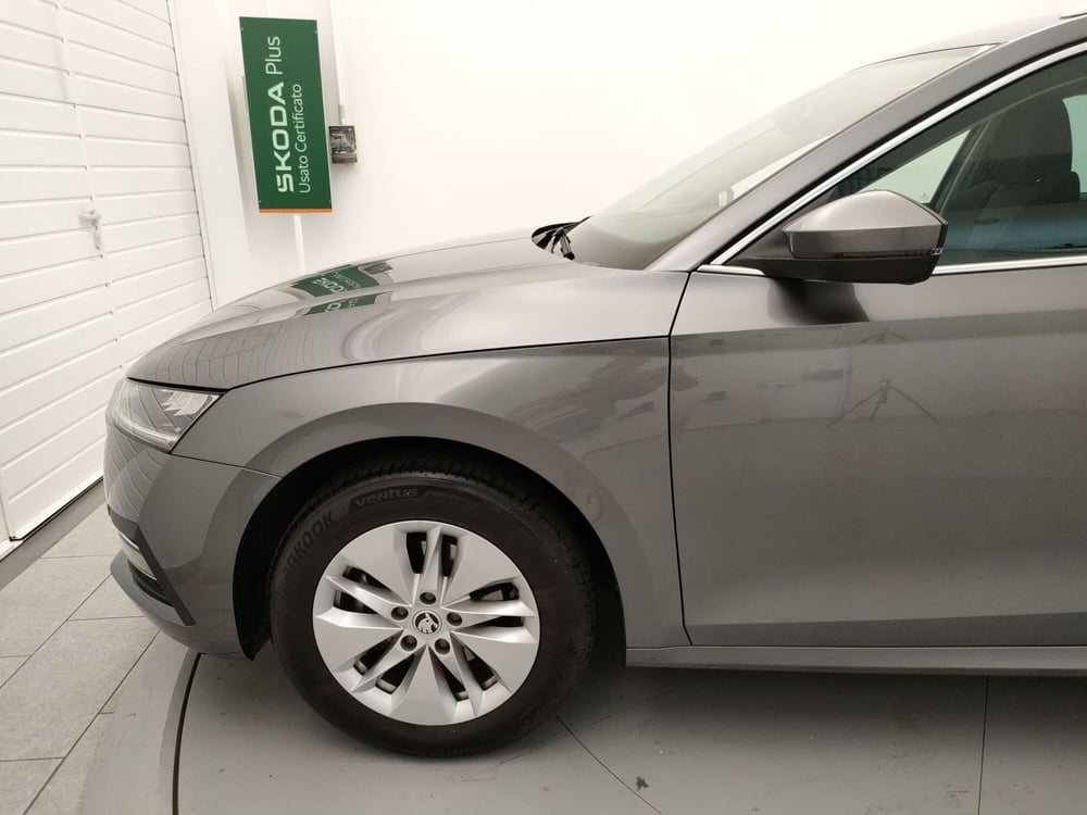 Skoda Octavia Station Wagon usata a Varese (7)