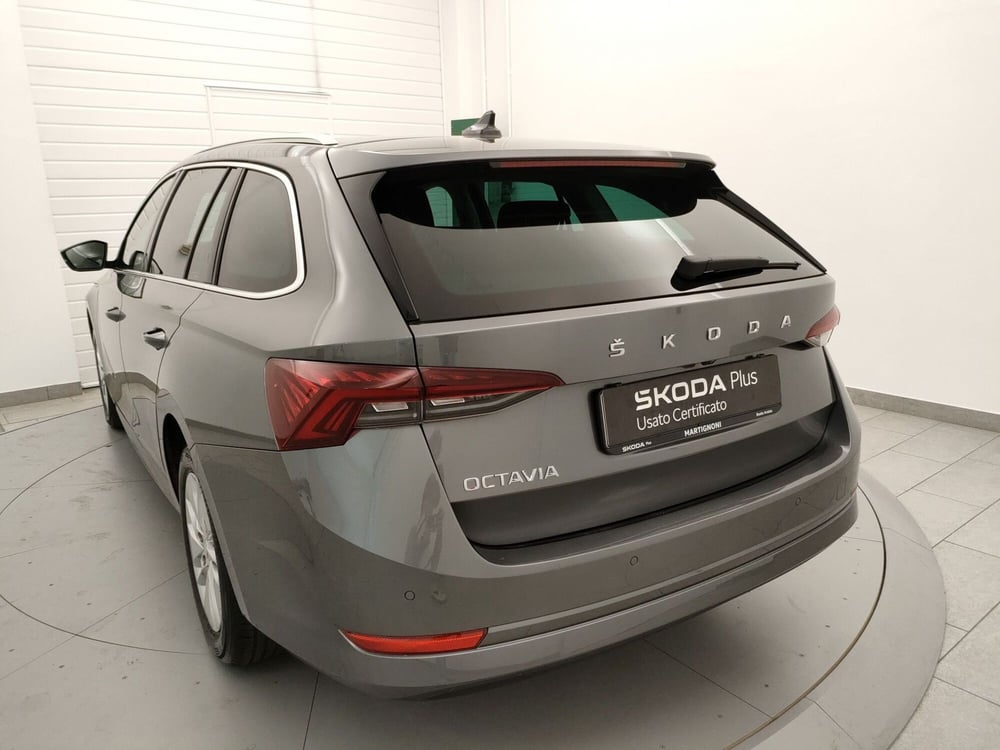 Skoda Octavia Station Wagon usata a Varese (8)