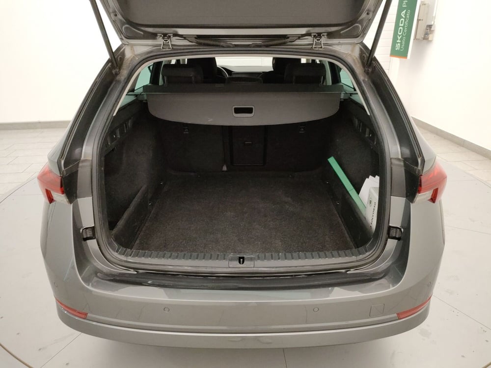 Skoda Octavia Station Wagon usata a Varese (9)