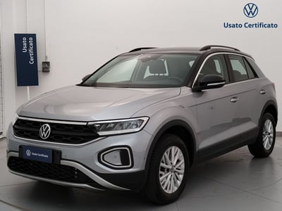 Volkswagen T-Roc 1.5 tsi Life dsg del 2024 usata a Busto Arsizio