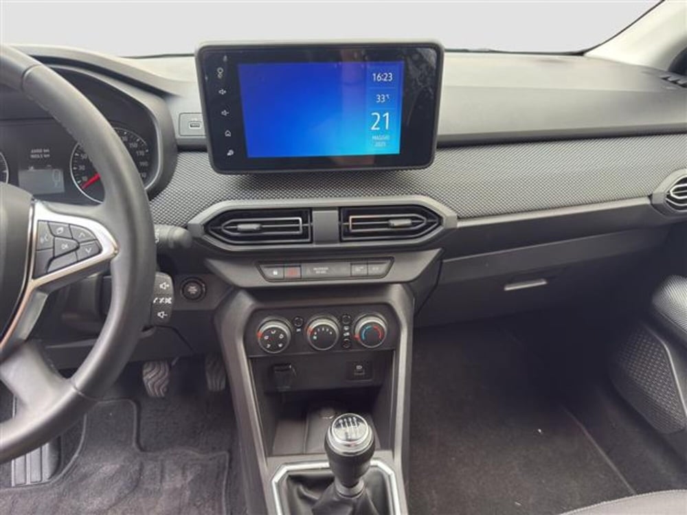 Dacia Sandero usata a Bologna (13)