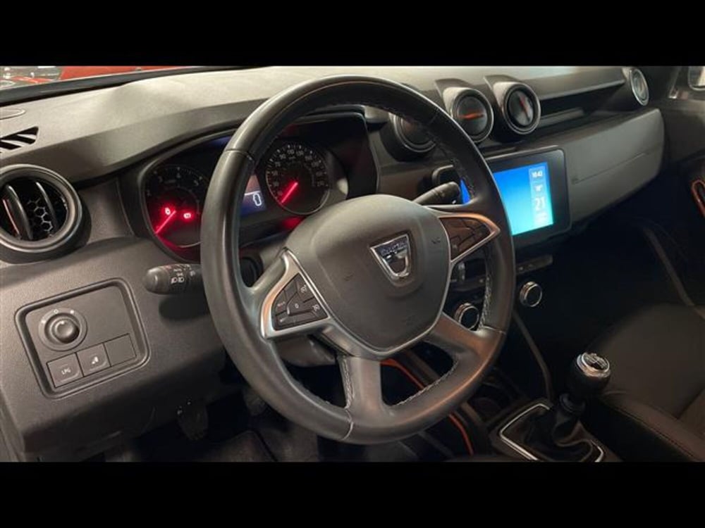 Dacia Duster usata a Varese (7)