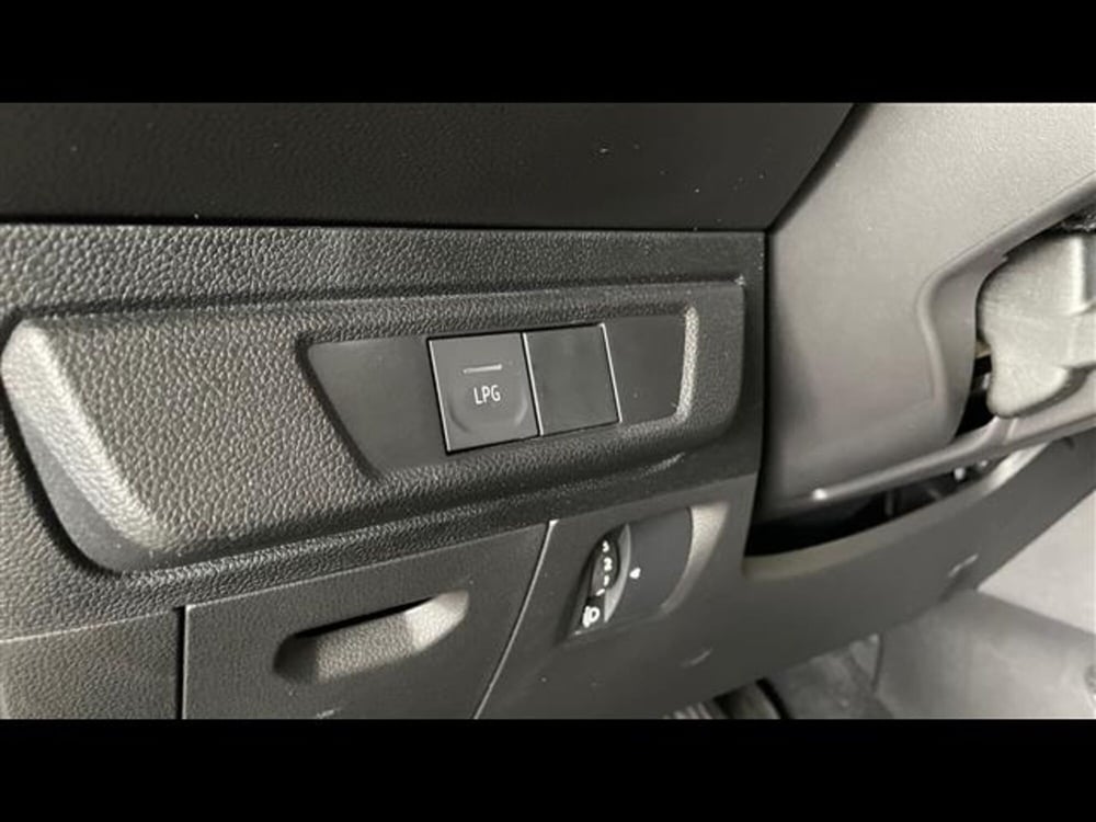 Dacia Sandero Stepway usata a Varese (14)