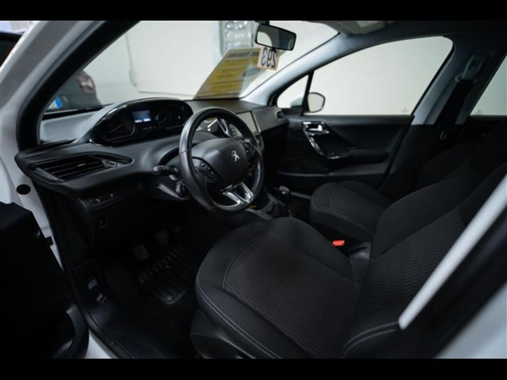 Peugeot 208 usata a Torino (6)
