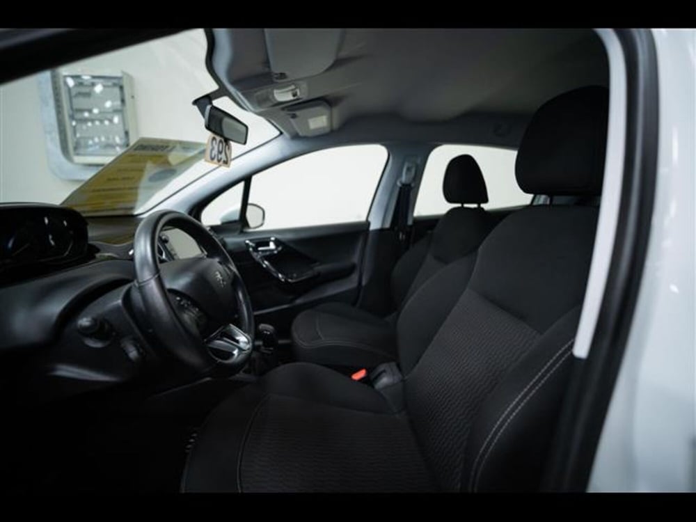 Peugeot 208 usata a Torino (7)
