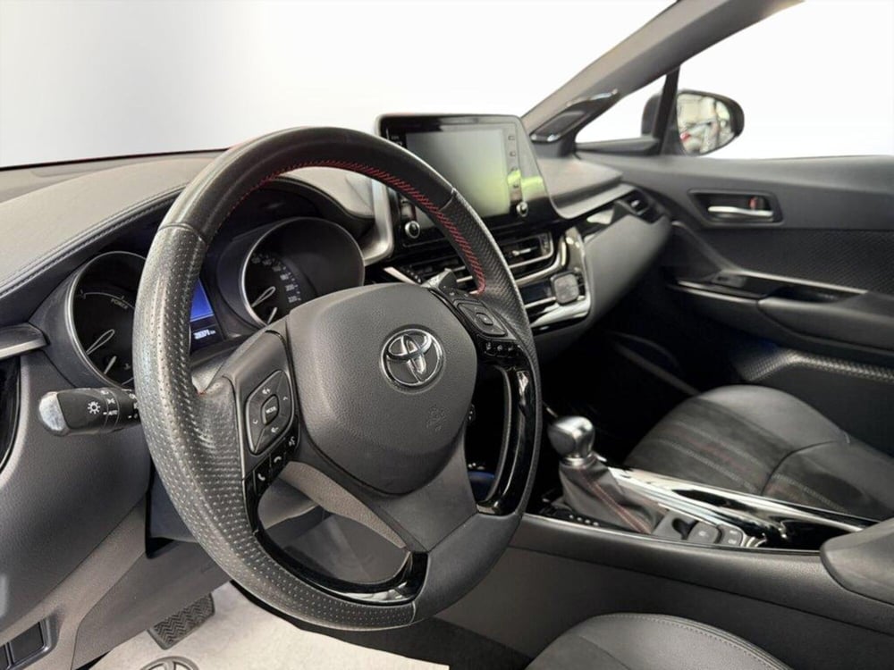 Toyota Toyota C-HR usata a Monza e Brianza (12)