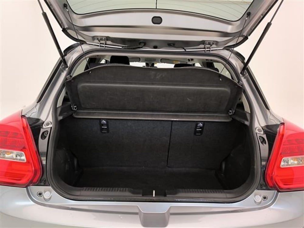 Suzuki Swift usata a Milano (14)