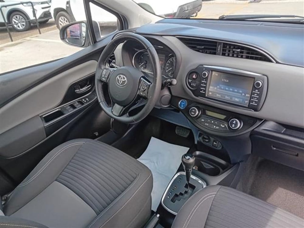 Toyota Yaris usata a Firenze (11)