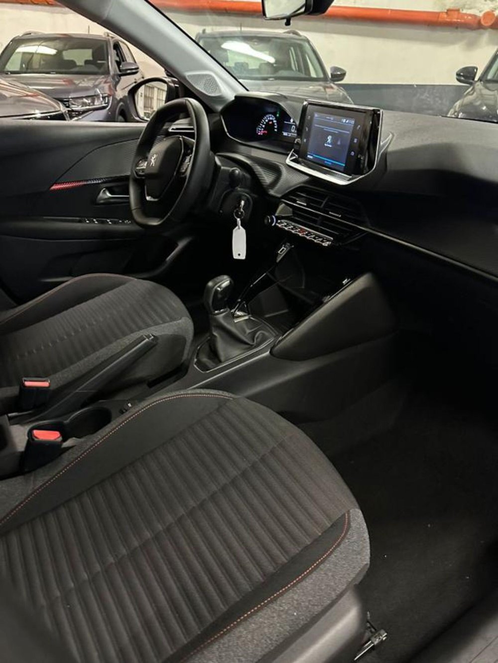 Peugeot 208 usata a Torino (18)
