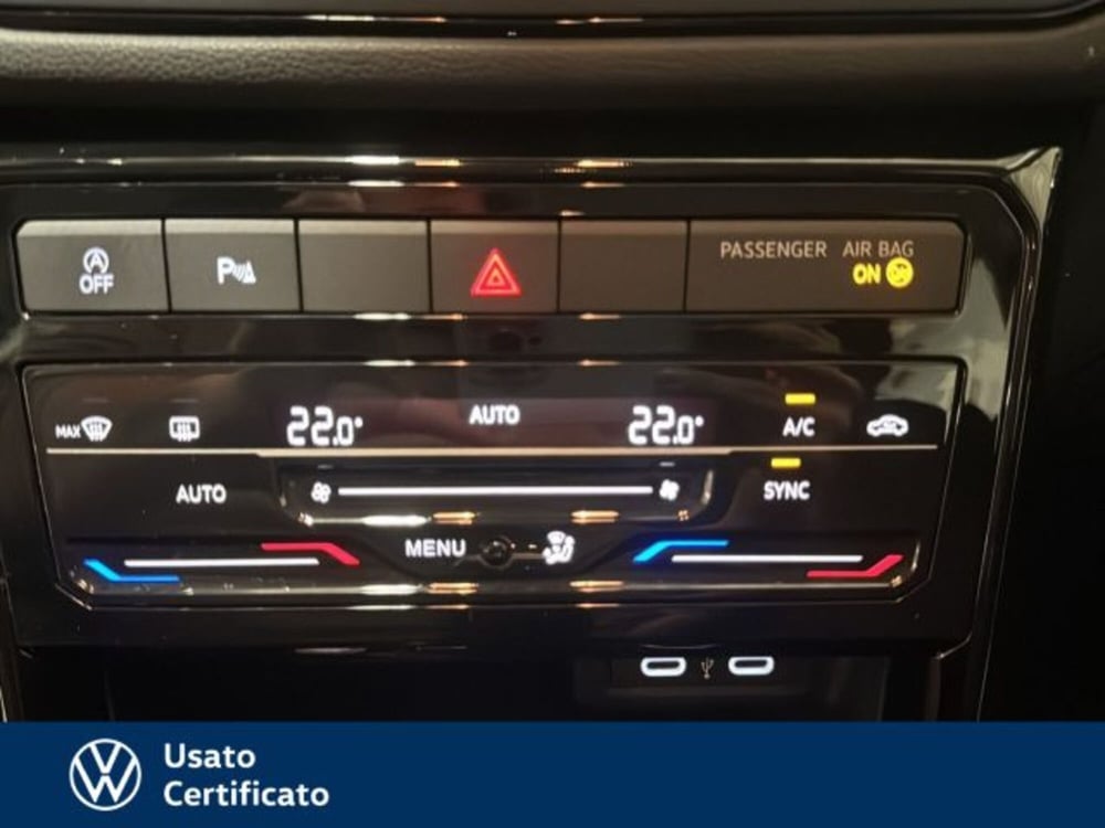 Volkswagen T-Cross usata a Vicenza (14)