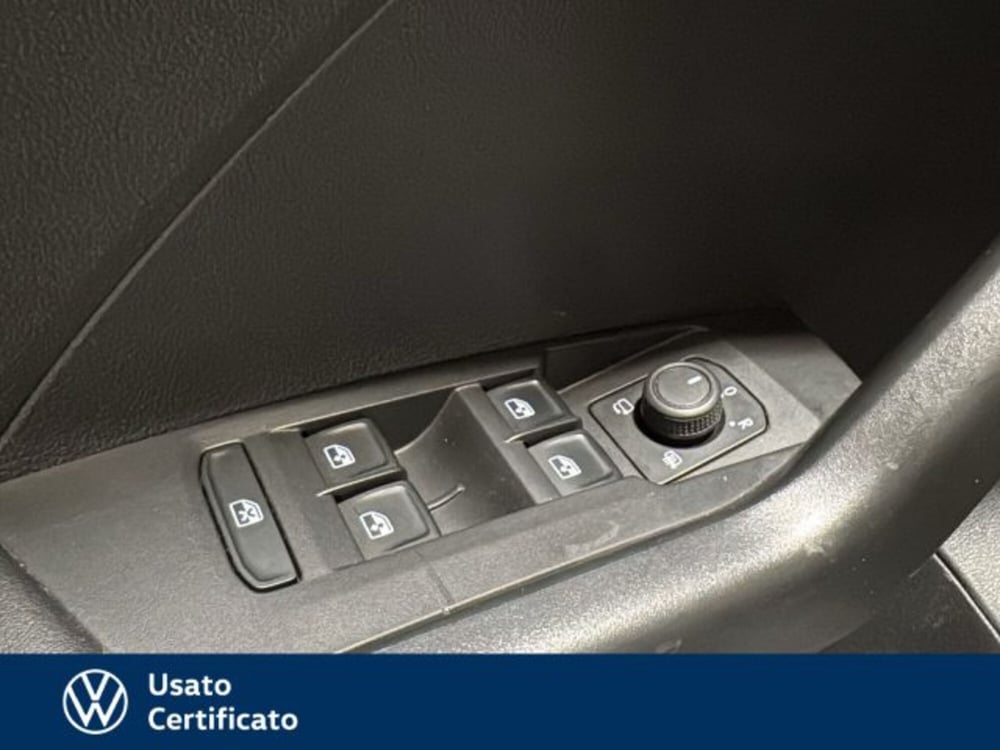 Volkswagen T-Cross usata a Vicenza (15)