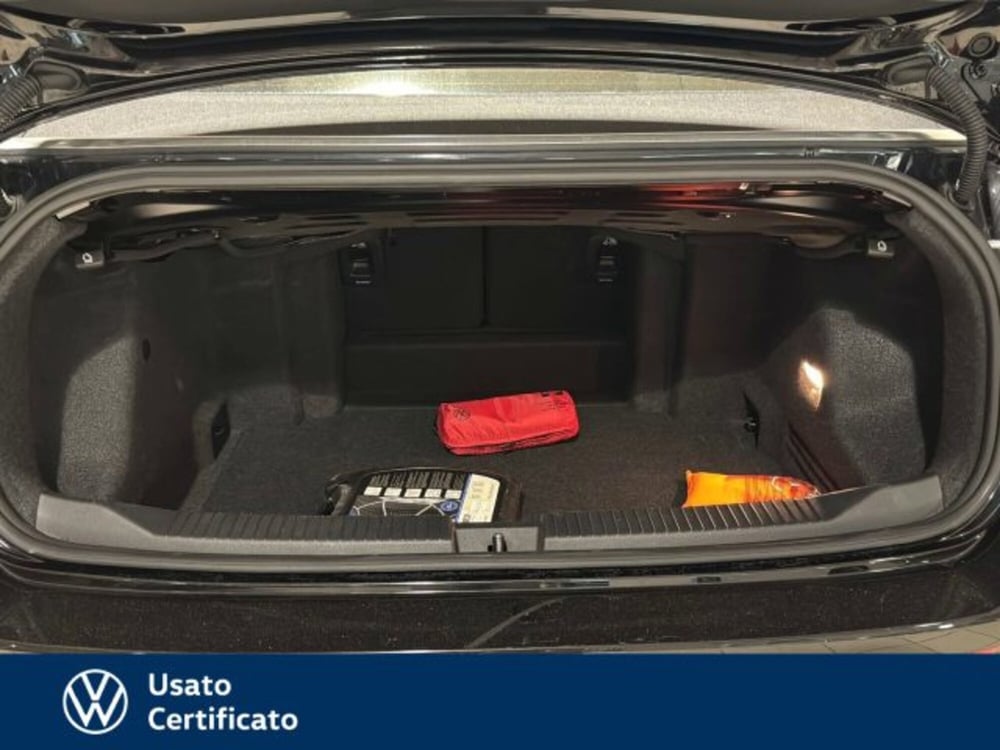 Volkswagen T-Roc Cabrio usata a Vicenza (19)