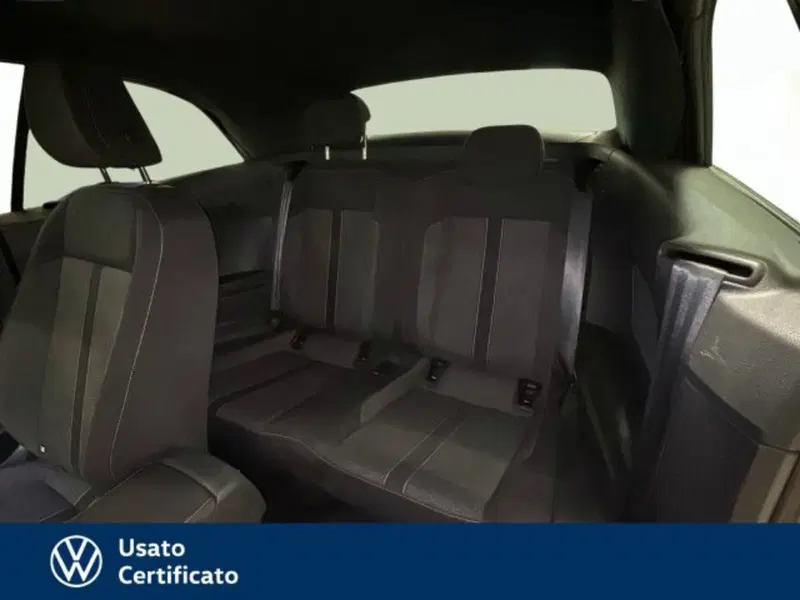 Volkswagen T-Roc Cabrio usata a Vicenza (18)