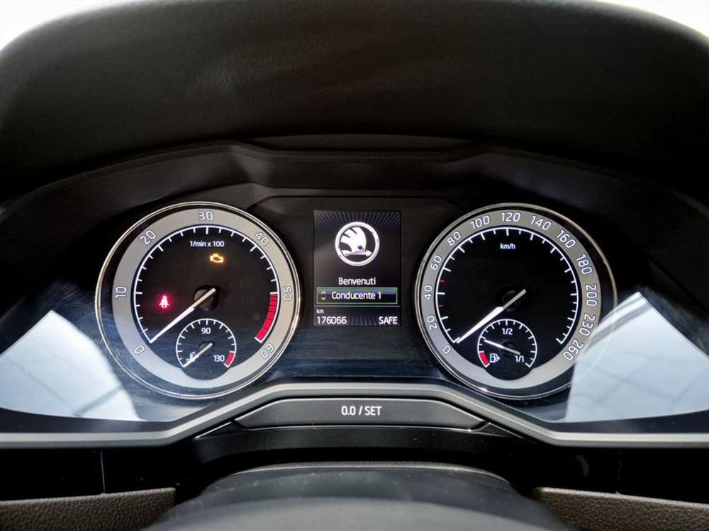 Skoda Superb usata a Padova (12)
