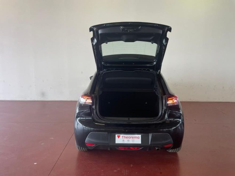 Peugeot 208 nuova a Torino (5)