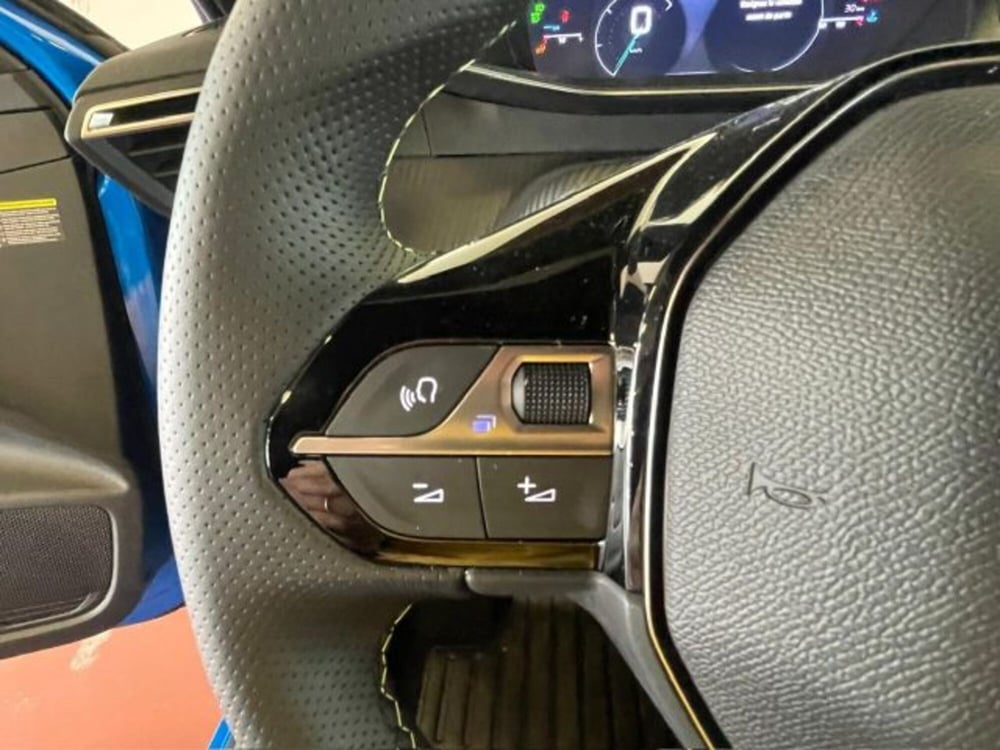 Peugeot 208 nuova a Torino (19)