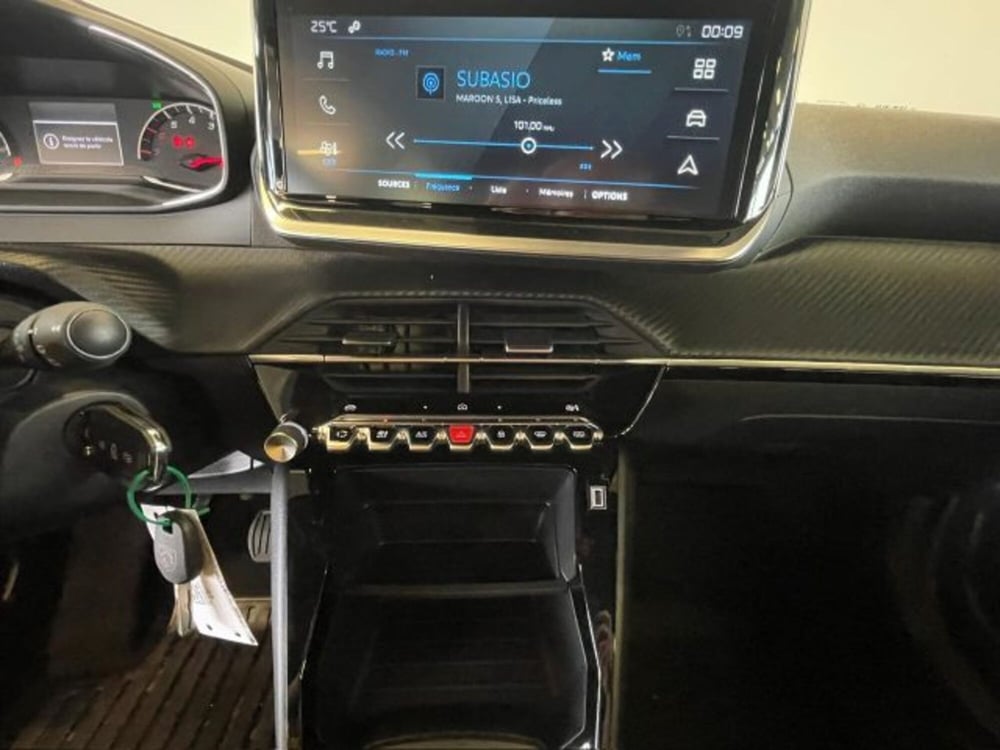Peugeot 2008 nuova a Torino (15)